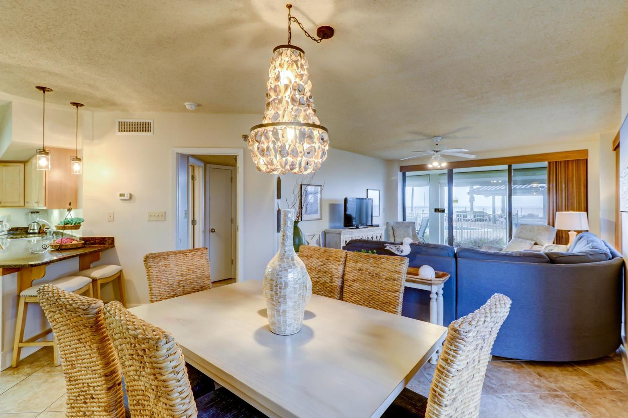 Вилла Windward Pointe Орандж-Бич Номер фото