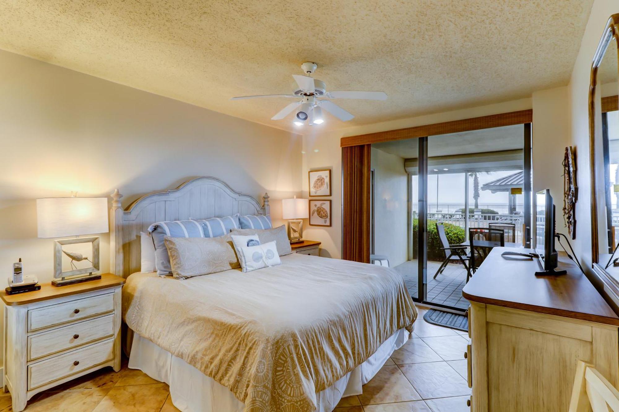 Вилла Windward Pointe Орандж-Бич Номер фото
